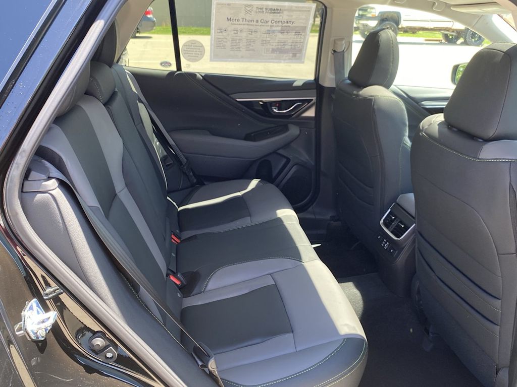 2025 Subaru Outback Onyx Edition 28