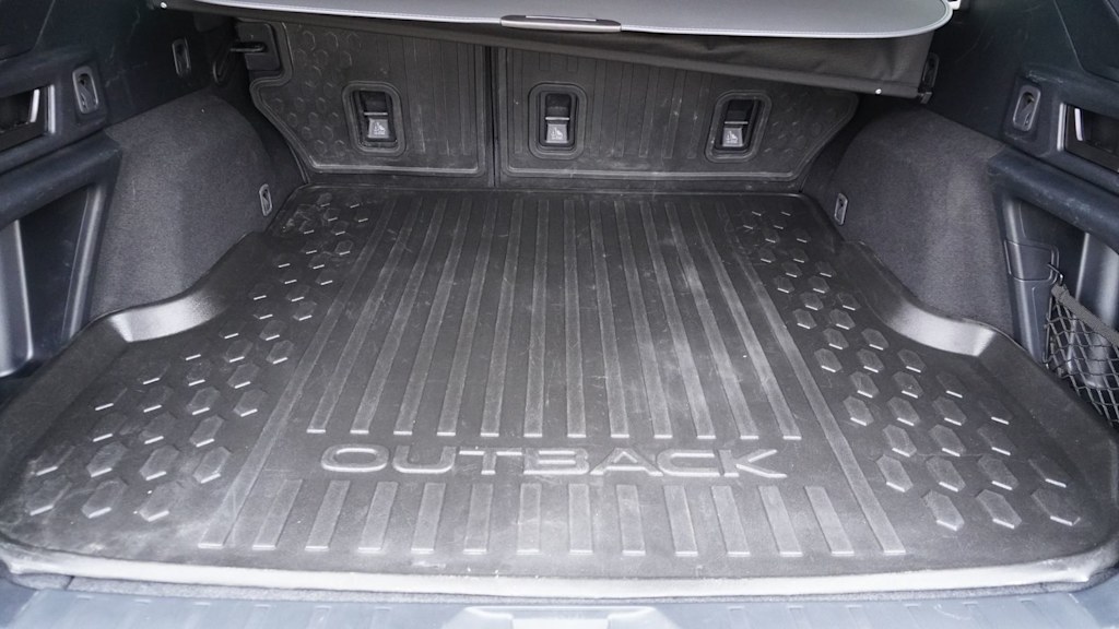 Thumbnail: 2022 Subaru Outback - 16