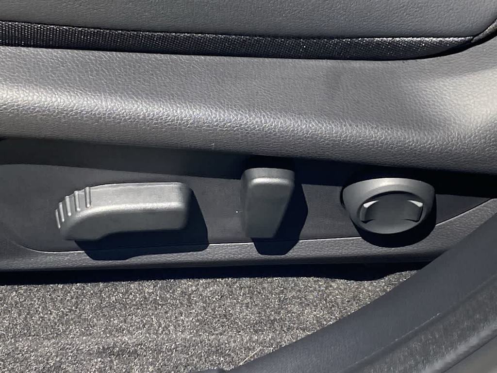 Thumbnail: 2025 Subaru Crosstrek - 23