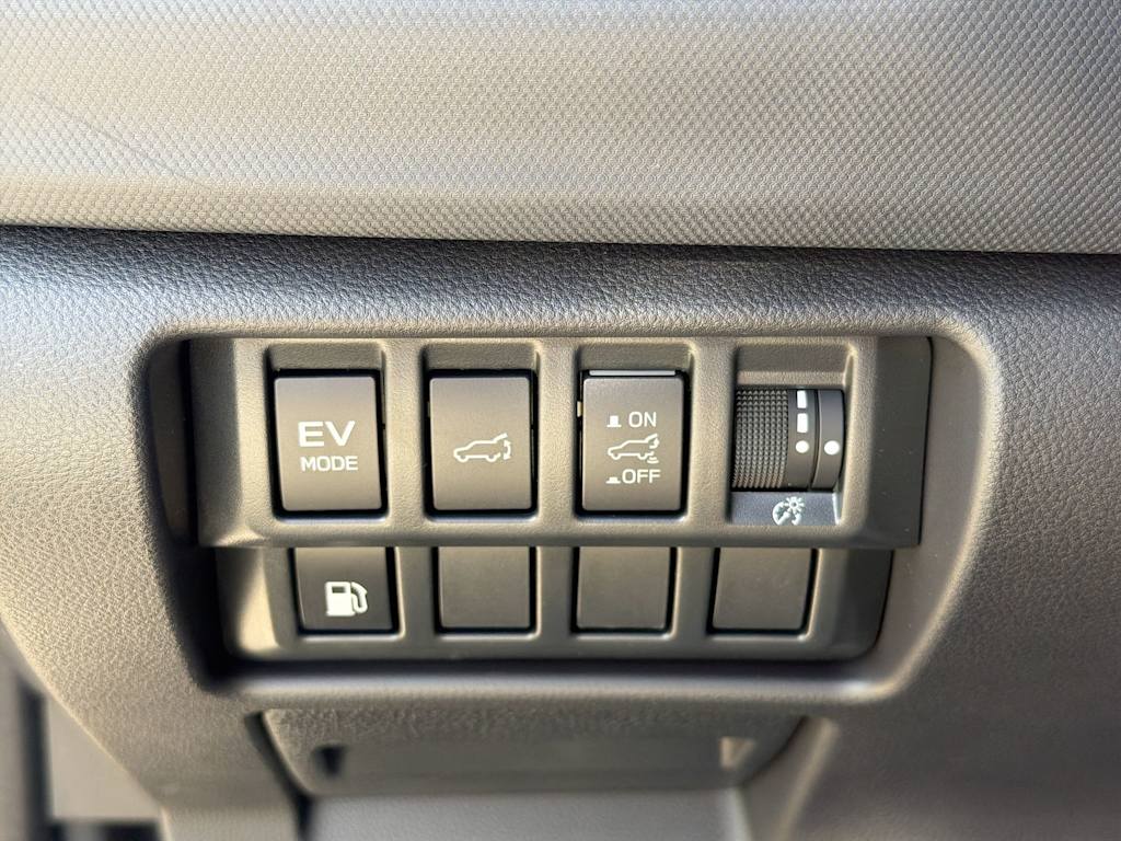 Thumbnail: 2026 Subaru Forester - 33