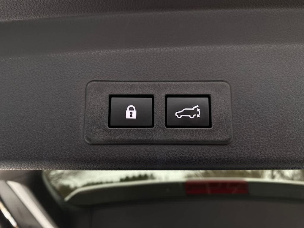 Thumbnail: 2023 Subaru Ascent - 32