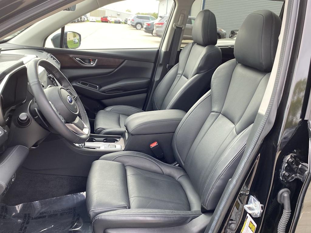 2024 Subaru Ascent Touring 10