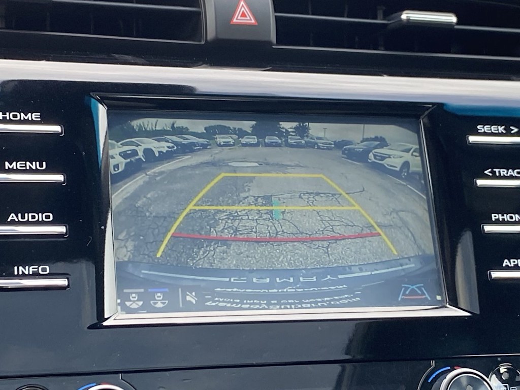 Thumbnail: 2018 Toyota Camry - 15