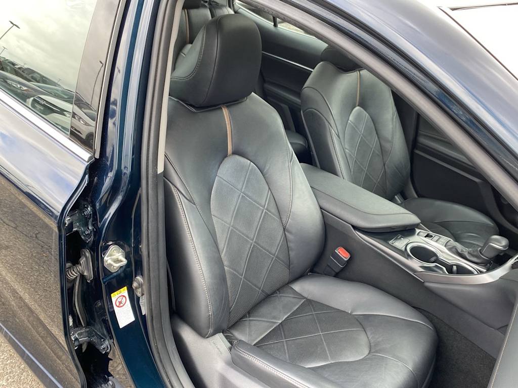 Thumbnail: 2018 Toyota Camry - 11