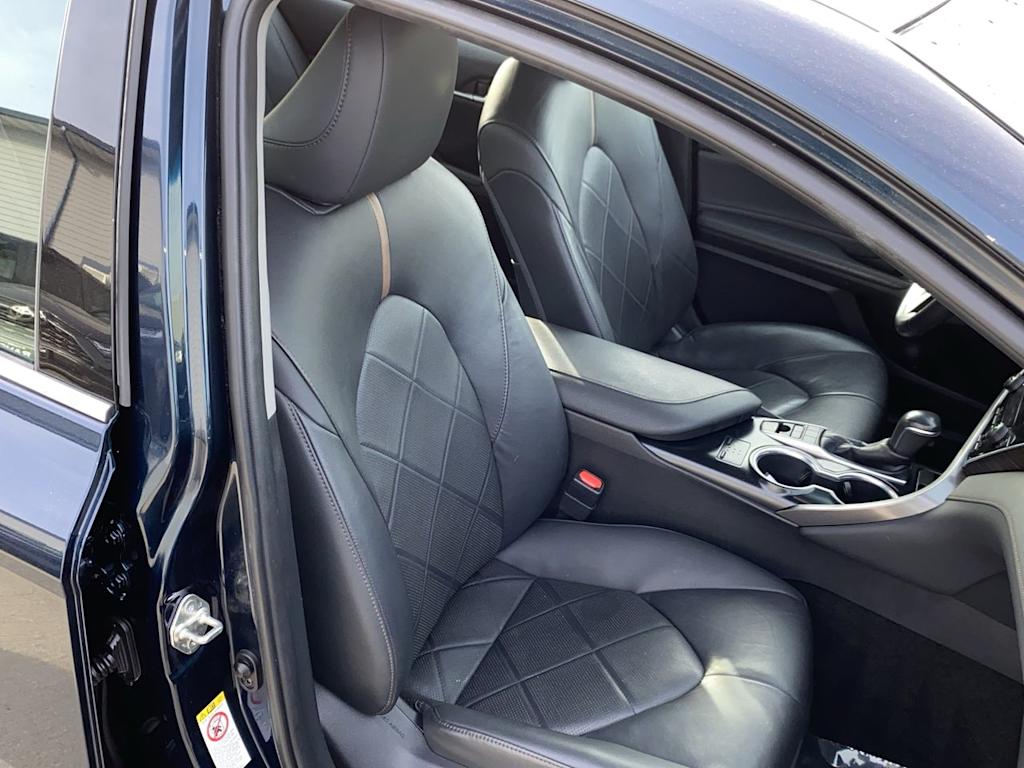 Thumbnail: 2018 Toyota Camry - 12