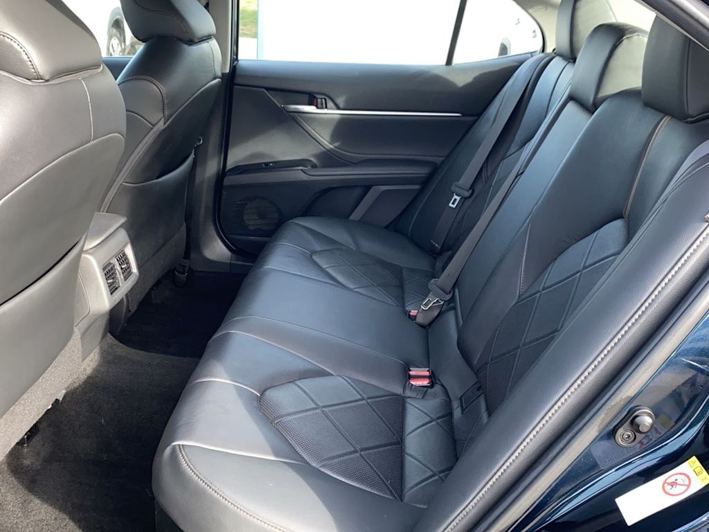 Thumbnail: 2018 Toyota Camry - 25