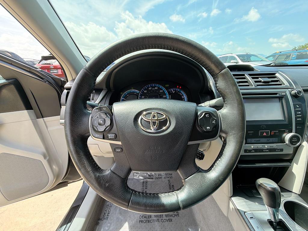 Thumbnail: 2012 Toyota Camry - 11