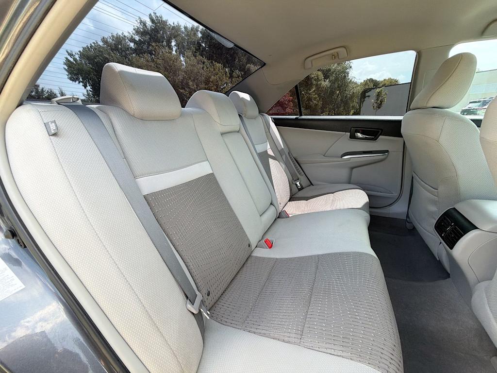 Thumbnail: 2012 Toyota Camry - 25