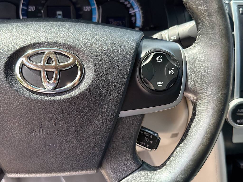 Thumbnail: 2012 Toyota Camry - 27