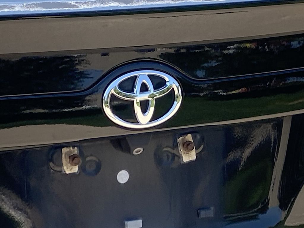 Thumbnail: 2014 Toyota Camry - 23