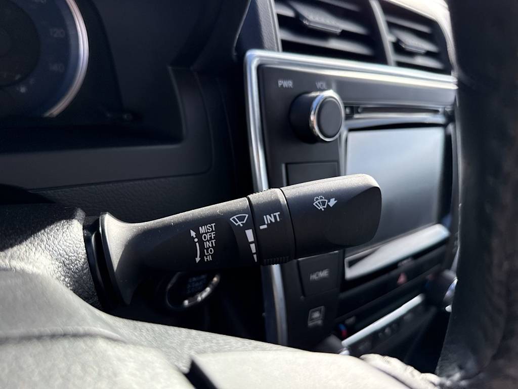 Thumbnail: 2017 Toyota Camry - 29