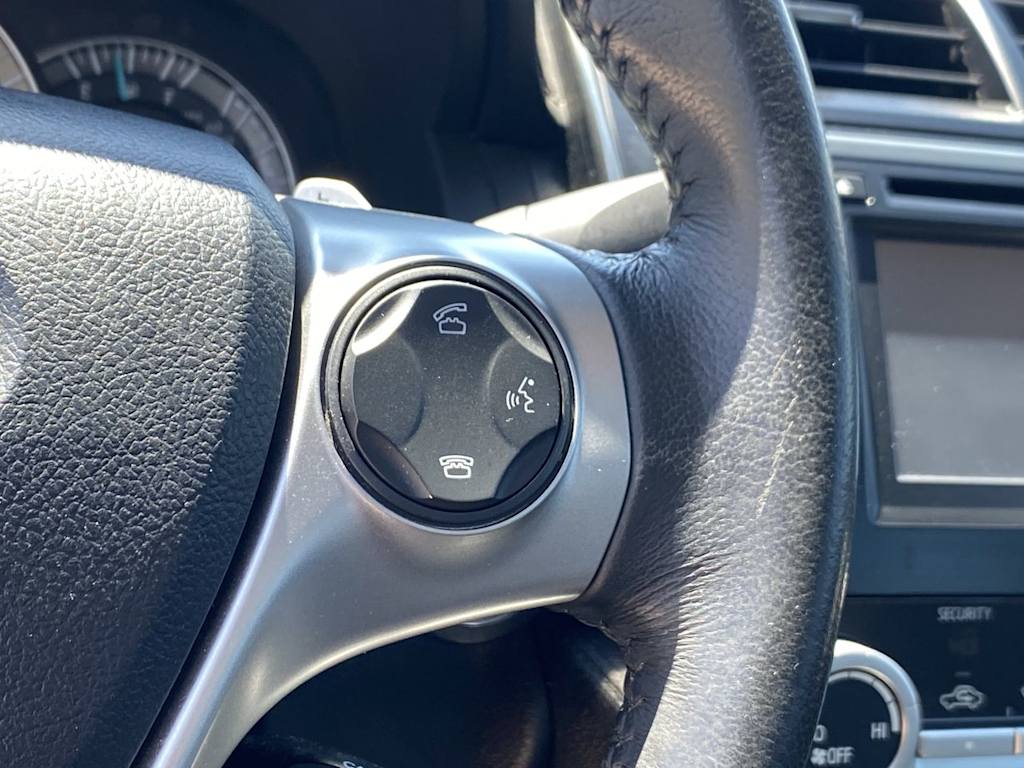 2013 Toyota Camry SE 30