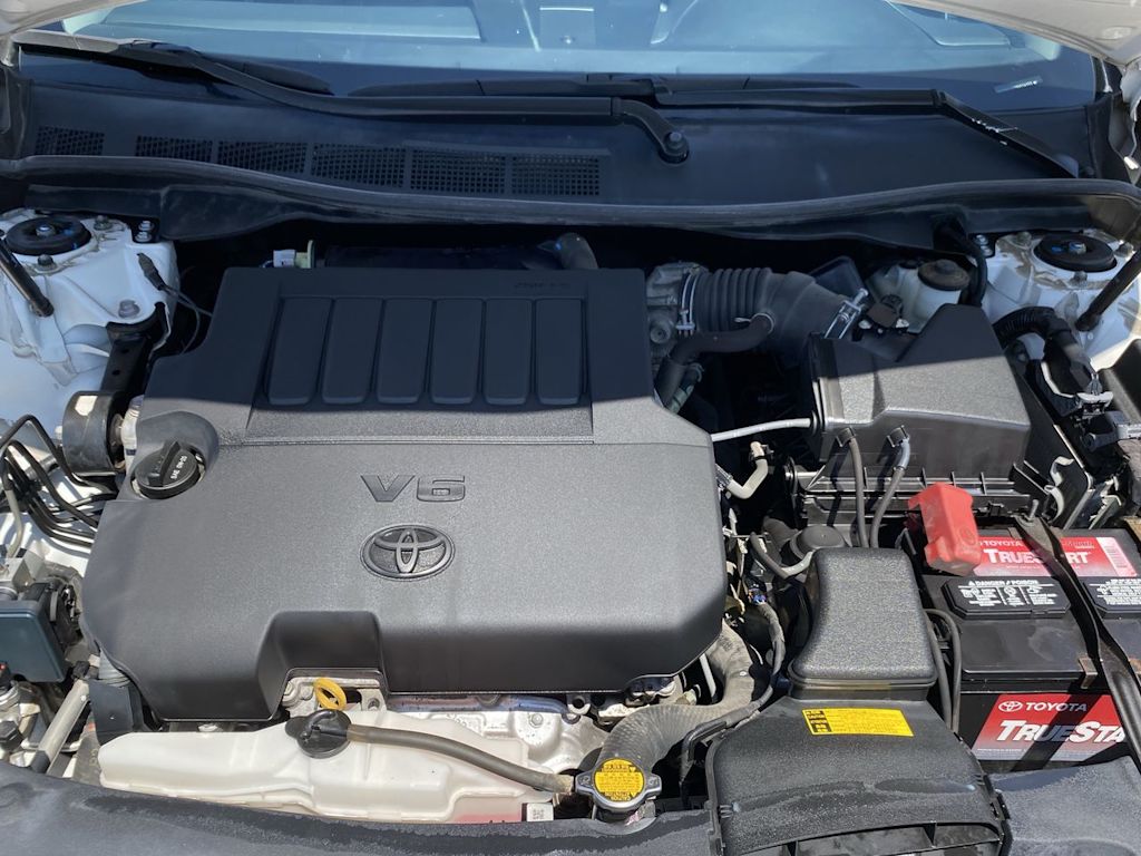 2013 Toyota Camry SE 8