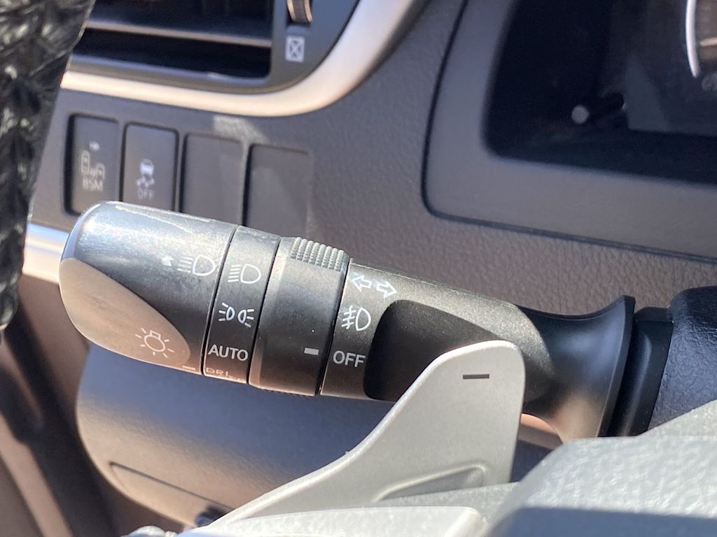 2013 Toyota Camry SE 15