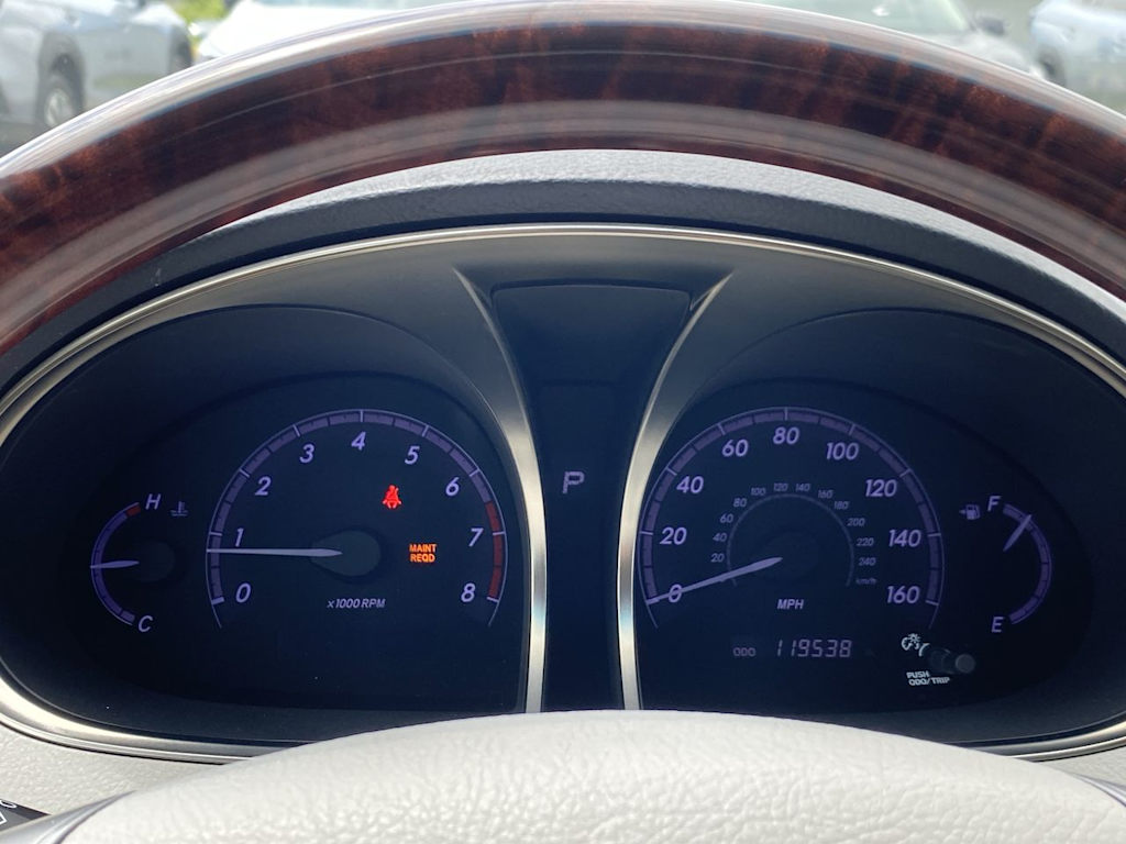 Thumbnail: 2011 Toyota Avalon - 16