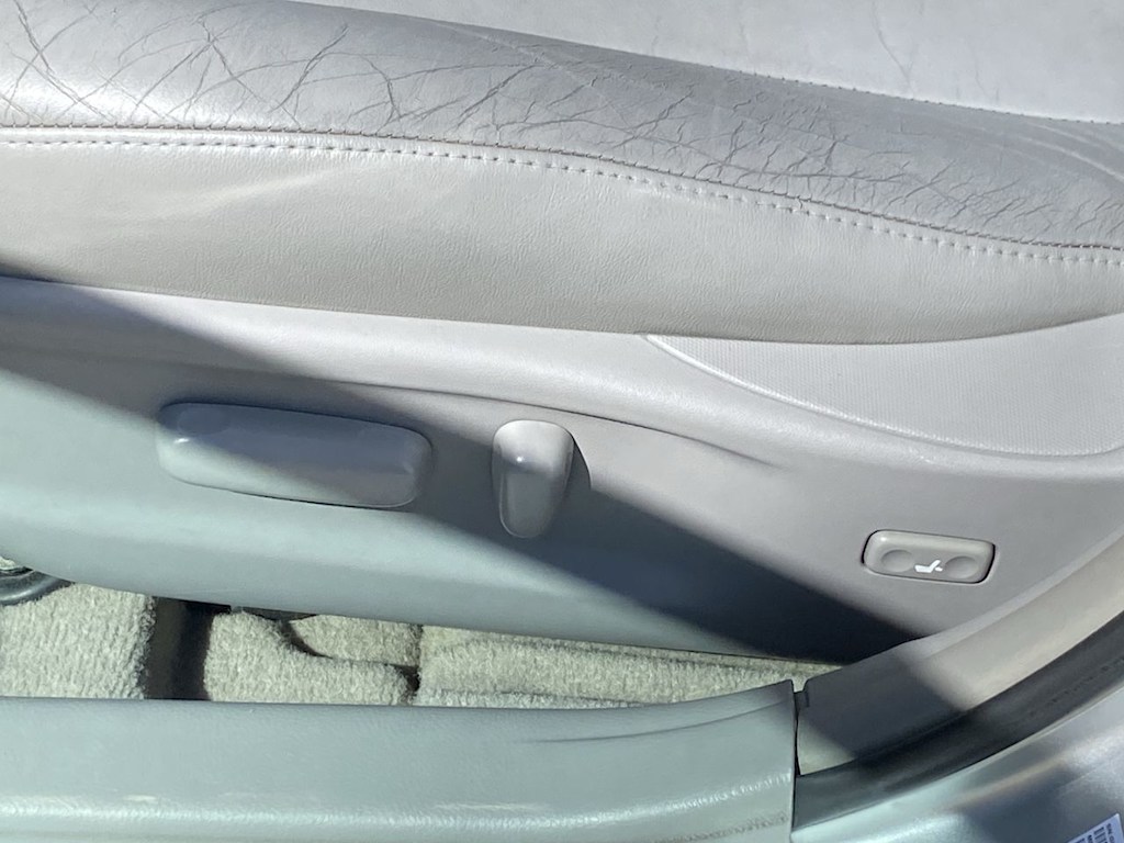 Thumbnail: 2010 Toyota Camry - 24