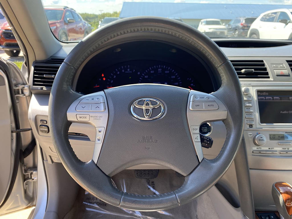 Thumbnail: 2010 Toyota Camry - 14