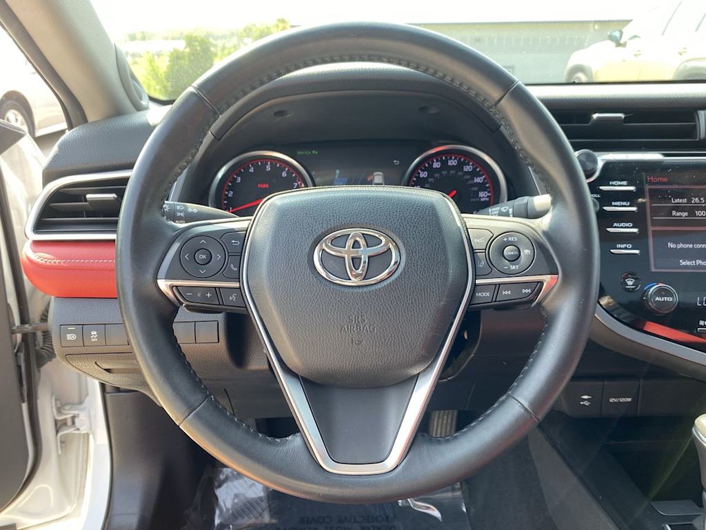 Thumbnail: 2018 Toyota Camry - 13