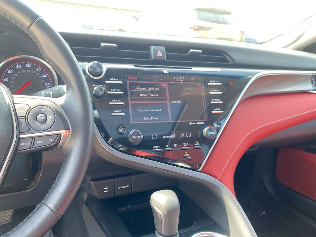 Thumbnail: 2018 Toyota Camry - 14