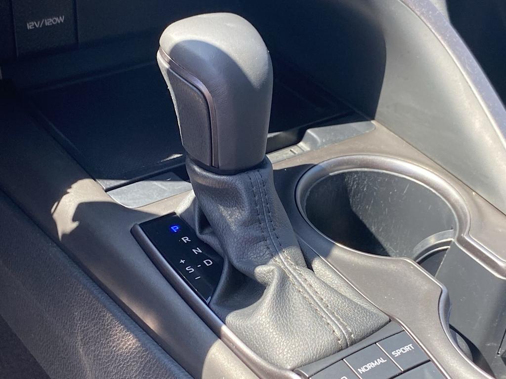 Thumbnail: 2024 Toyota Camry - 15