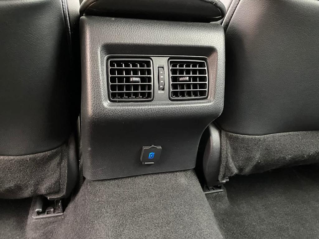 Thumbnail: 2022 Toyota Camry - 25