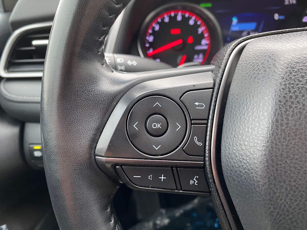 Thumbnail: 2022 Toyota Camry - 29