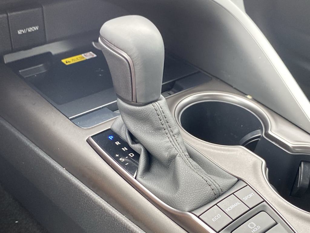 2024 Toyota Camry XSE 32