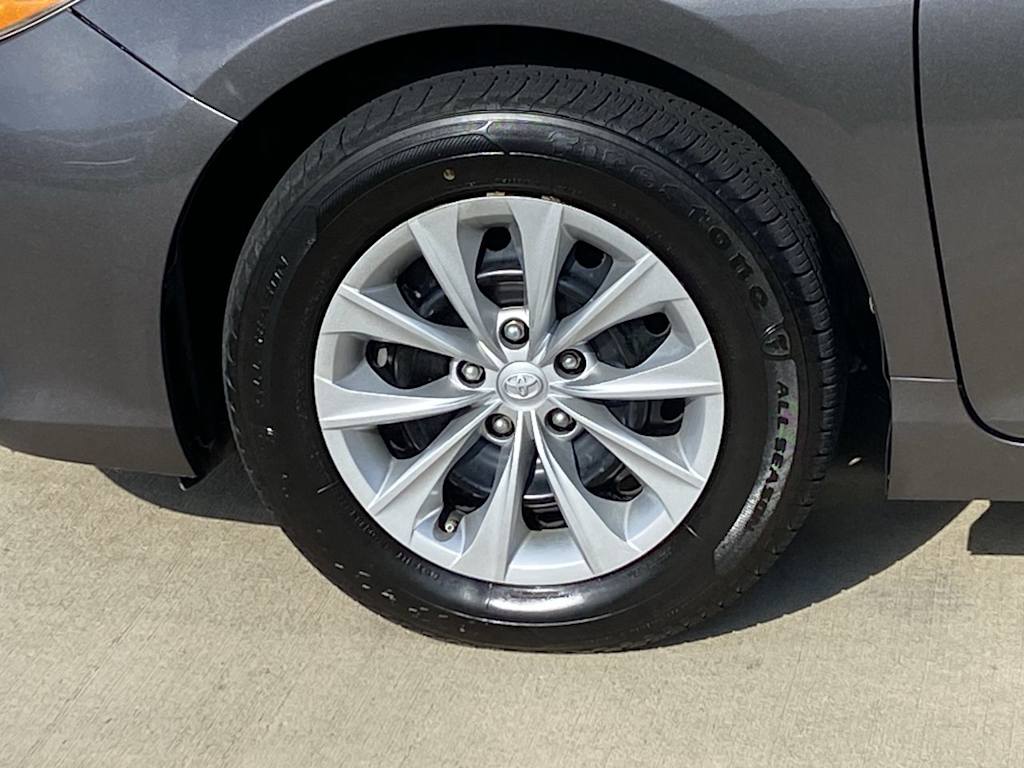 Thumbnail: 2016 Toyota Camry - 5