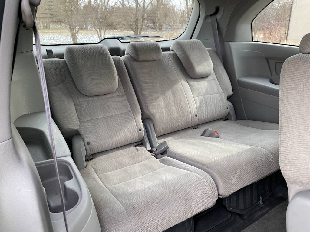 Thumbnail: 2012 Honda Odyssey - 26