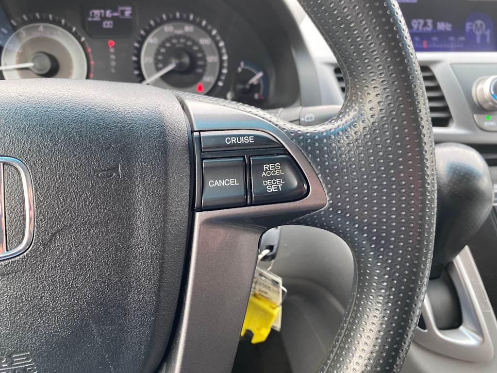 Thumbnail: 2012 Honda Odyssey - 31