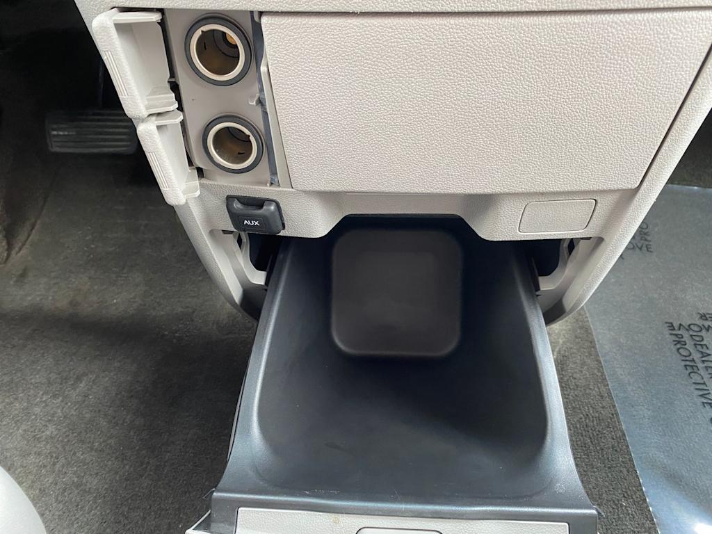 Thumbnail: 2012 Honda Odyssey - 33