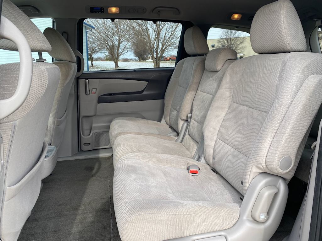 Thumbnail: 2012 Honda Odyssey - 12