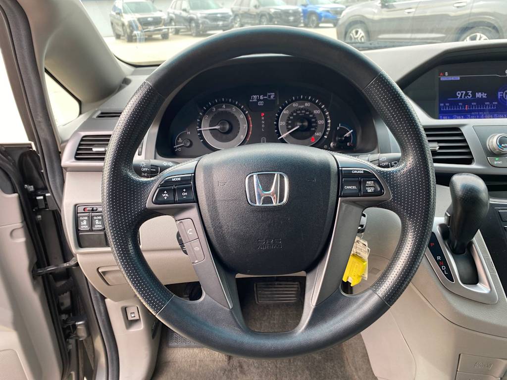 Thumbnail: 2012 Honda Odyssey - 9