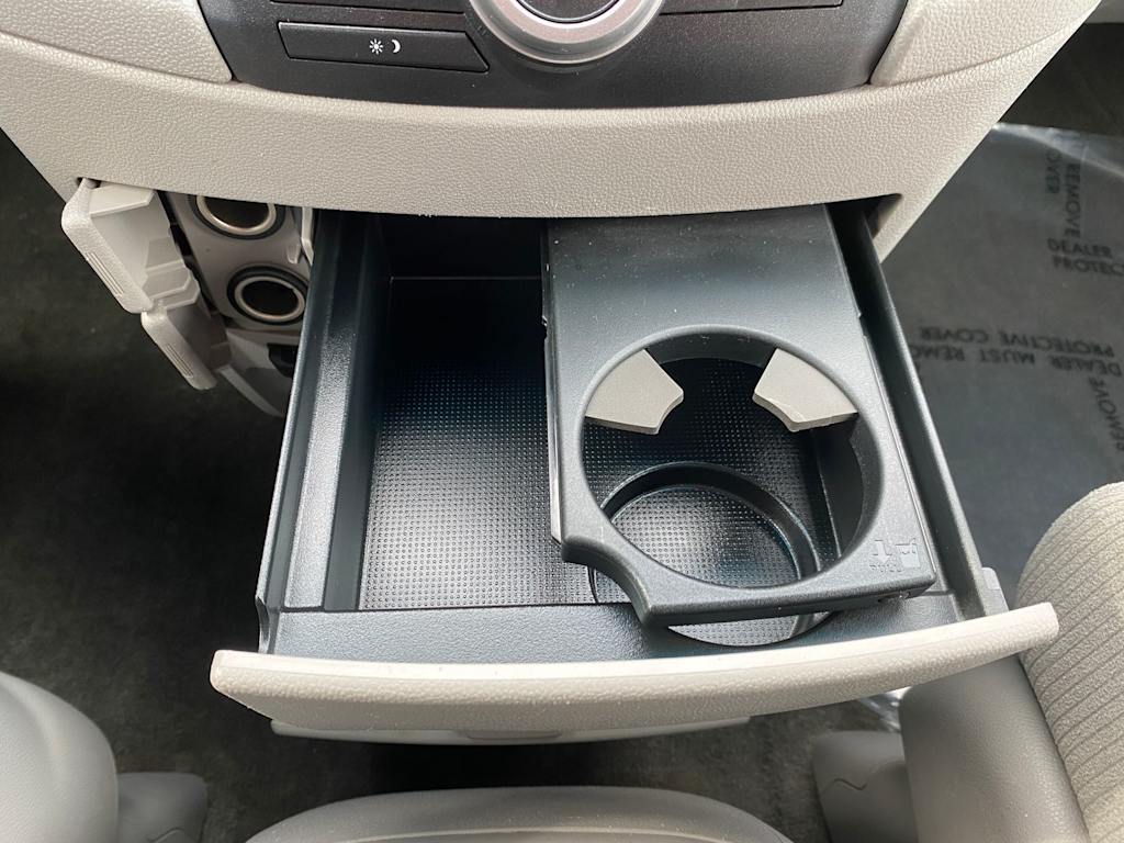 Thumbnail: 2012 Honda Odyssey - 14