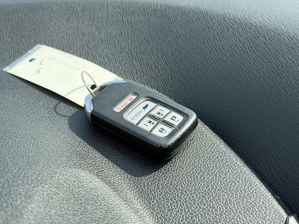 Thumbnail: 2014 Honda Odyssey - 19
