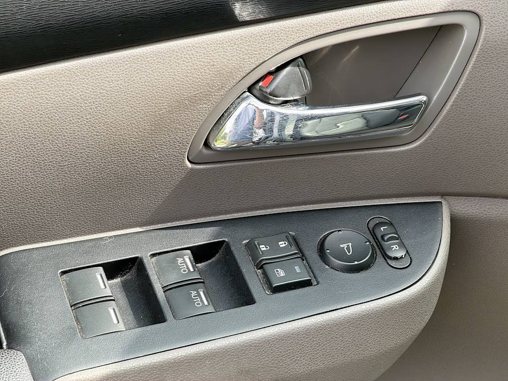 Thumbnail: 2014 Honda Odyssey - 24