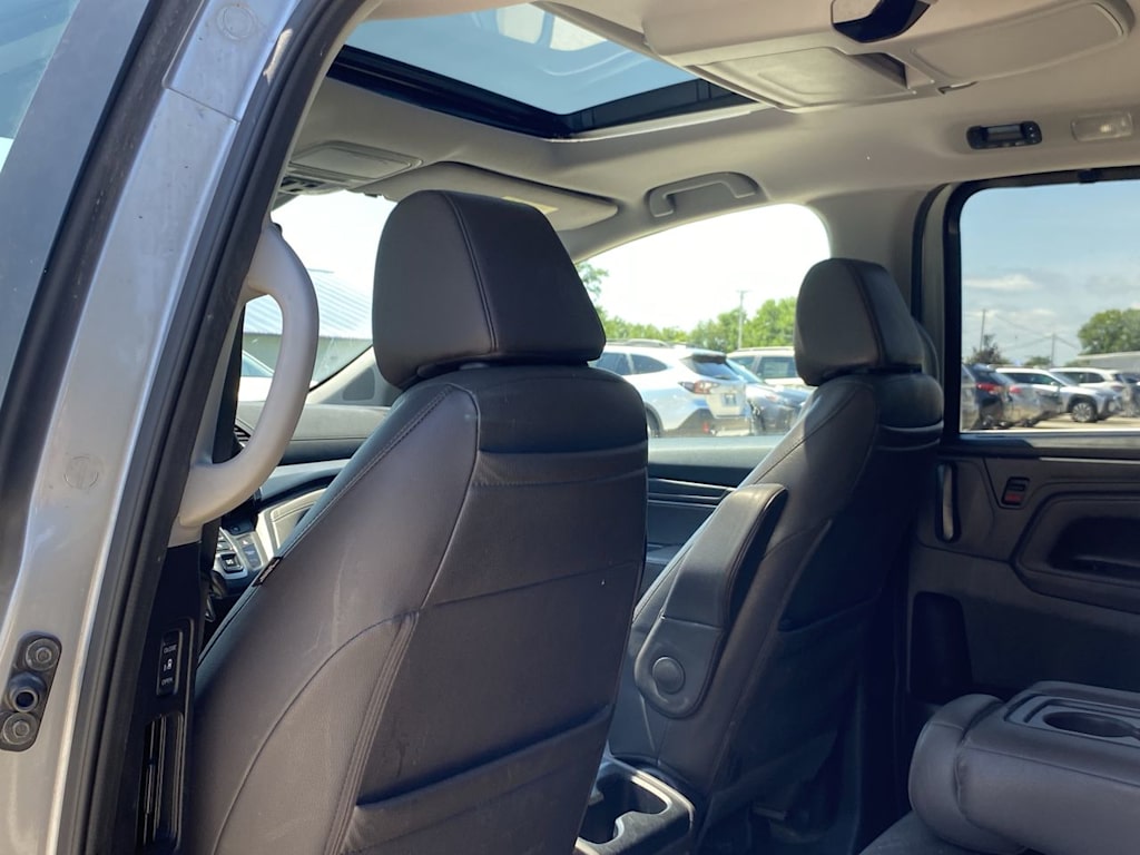 Thumbnail: 2019 Honda Odyssey - 11