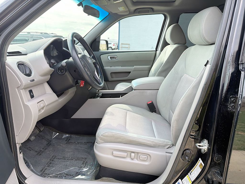 Thumbnail: 2015 Honda Pilot - 10