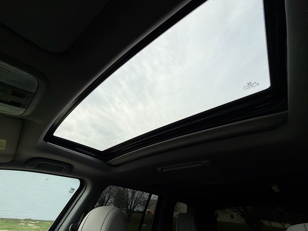 Thumbnail: 2015 Honda Pilot - 23