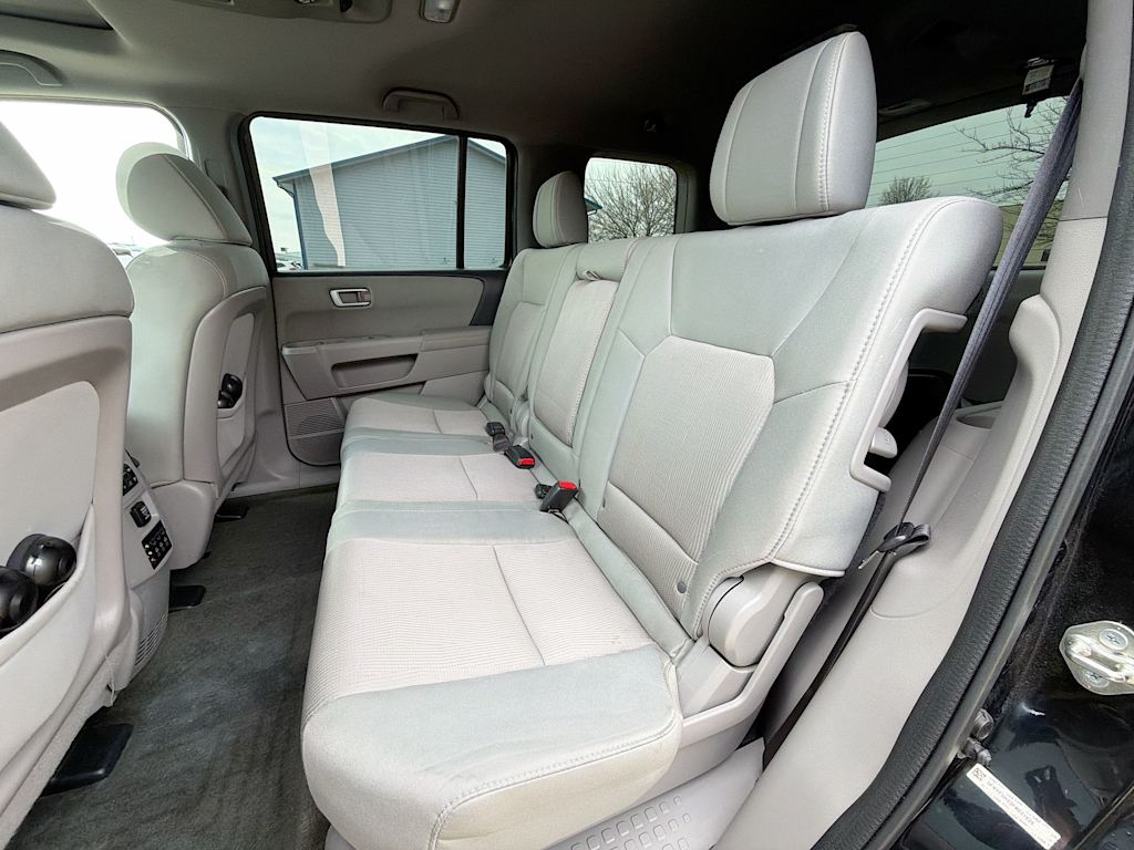 Thumbnail: 2015 Honda Pilot - 24