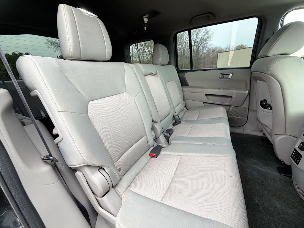 Thumbnail: 2015 Honda Pilot - 25