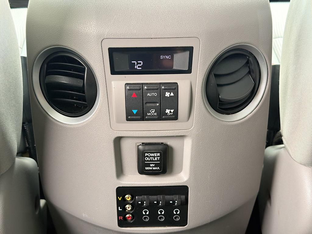 Thumbnail: 2015 Honda Pilot - 31