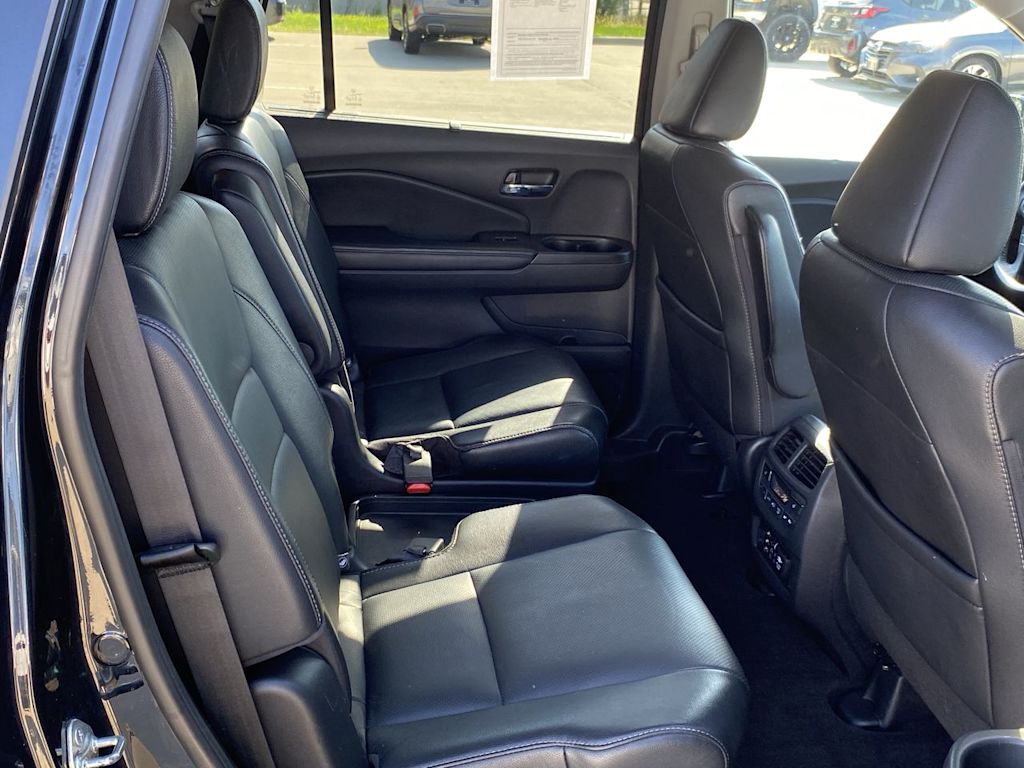 Thumbnail: 2016 Honda Pilot - 28
