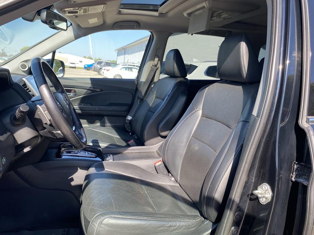 Thumbnail: 2016 Honda Pilot - 10
