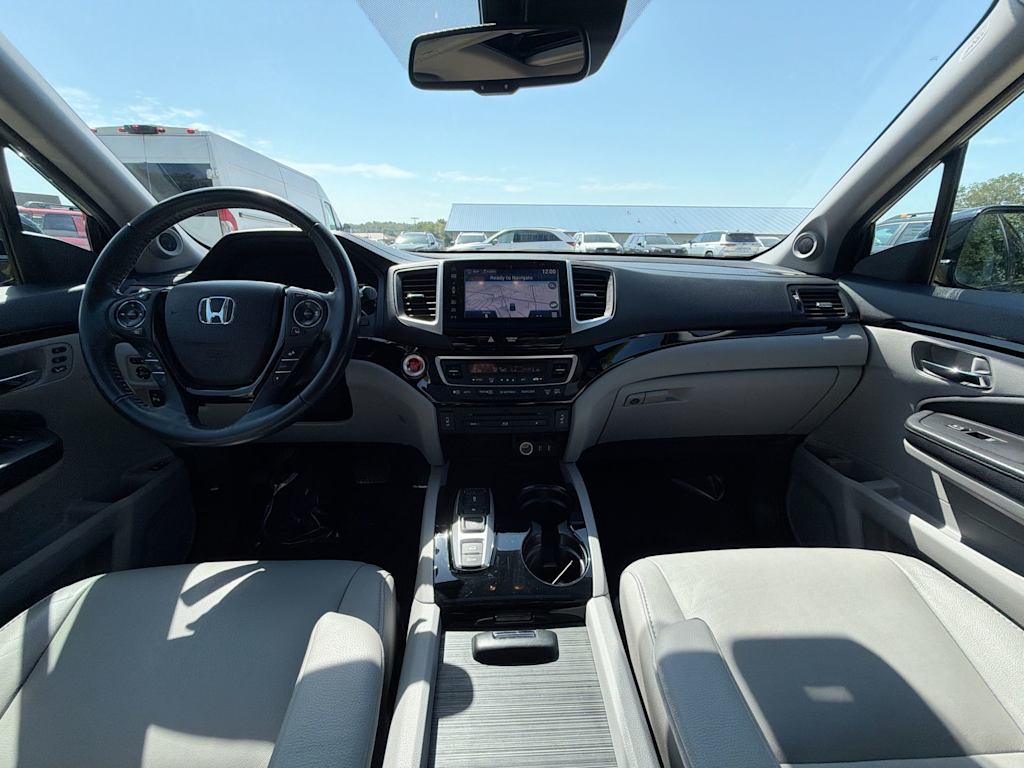 Thumbnail: 2016 Honda Pilot - 9