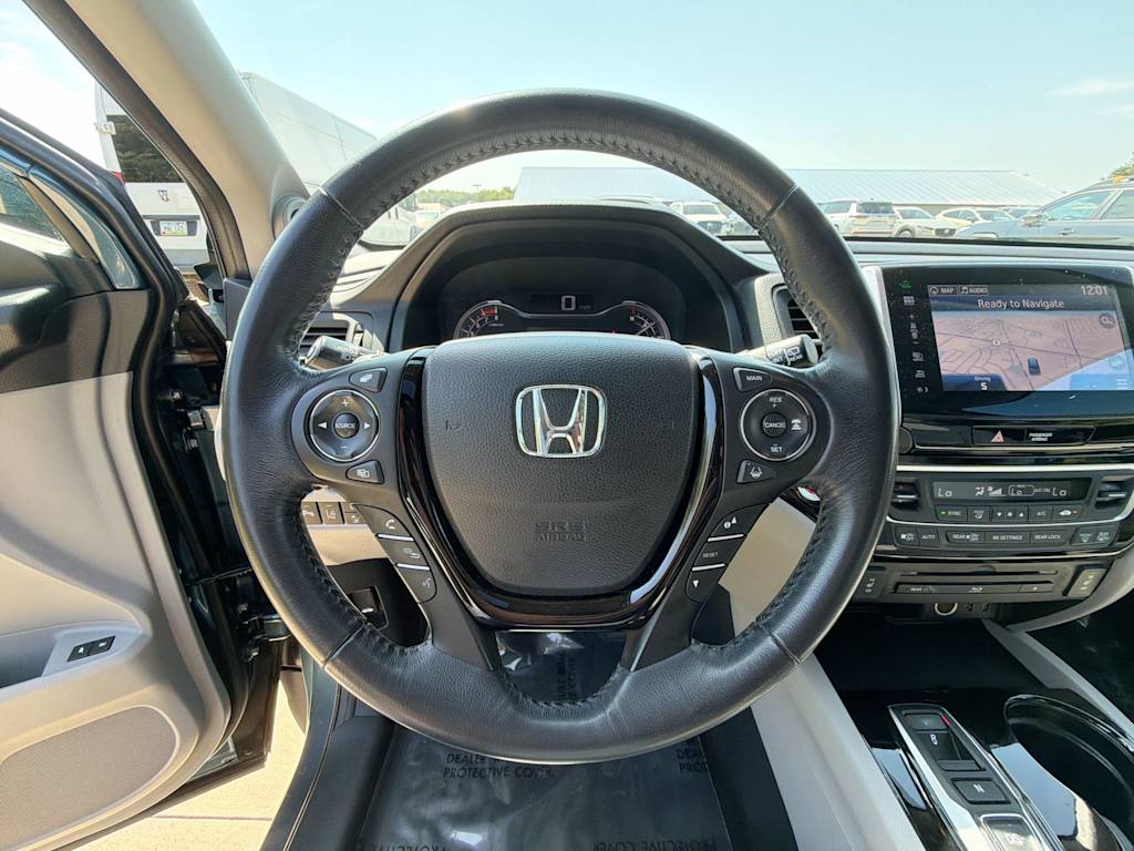 Thumbnail: 2016 Honda Pilot - 13