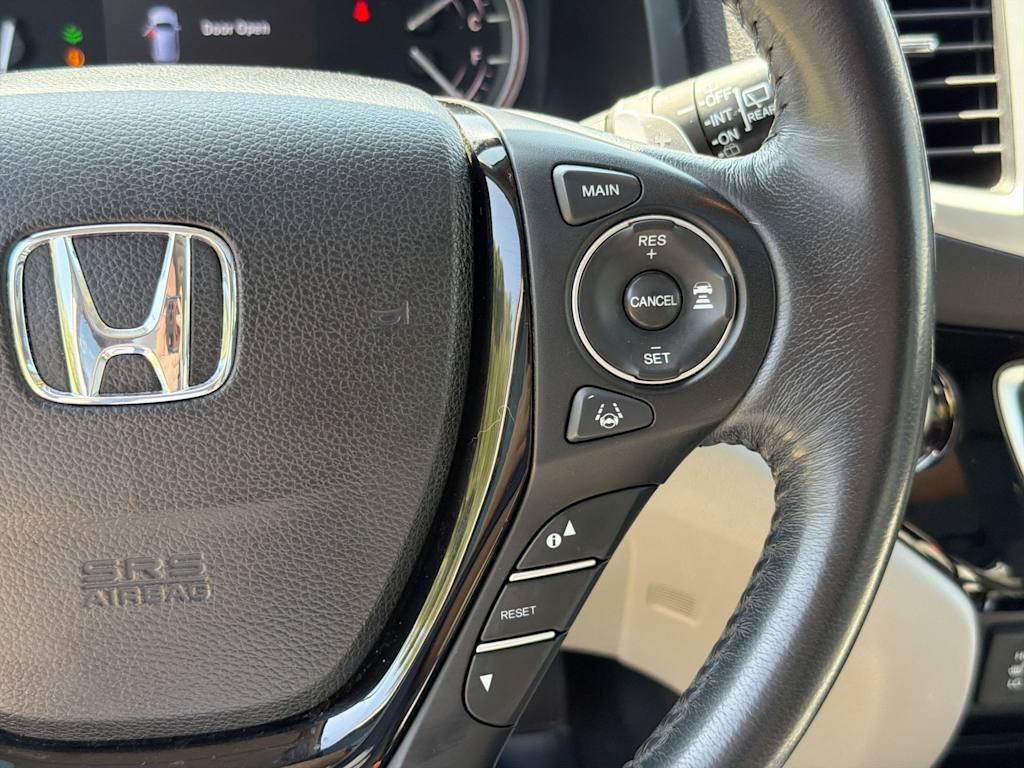 Thumbnail: 2016 Honda Pilot - 28