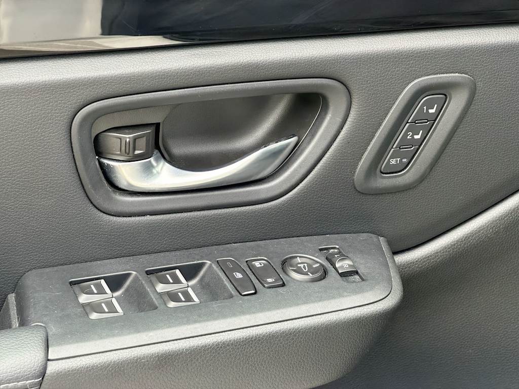 Thumbnail: 2023 Honda Pilot - 23