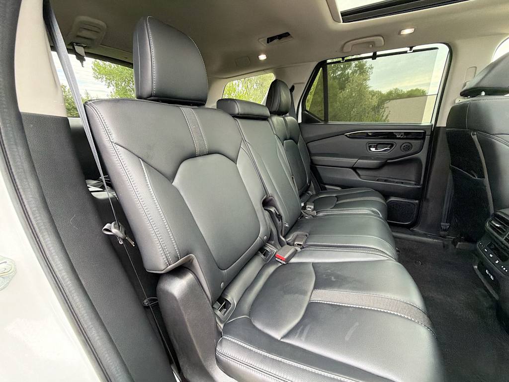 Thumbnail: 2023 Honda Pilot - 26