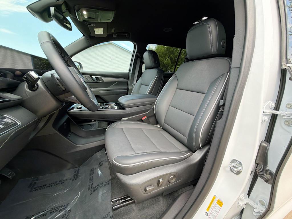 Thumbnail: 2025 Buick Enclave - 9